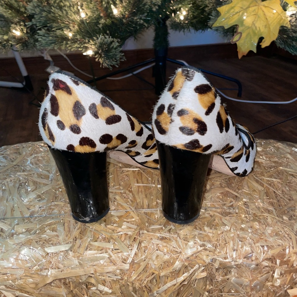 Boutique 9 Leopard Chunky Heels - Picture 4 of 5
